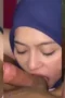 tante-cantik-jilbab-biru